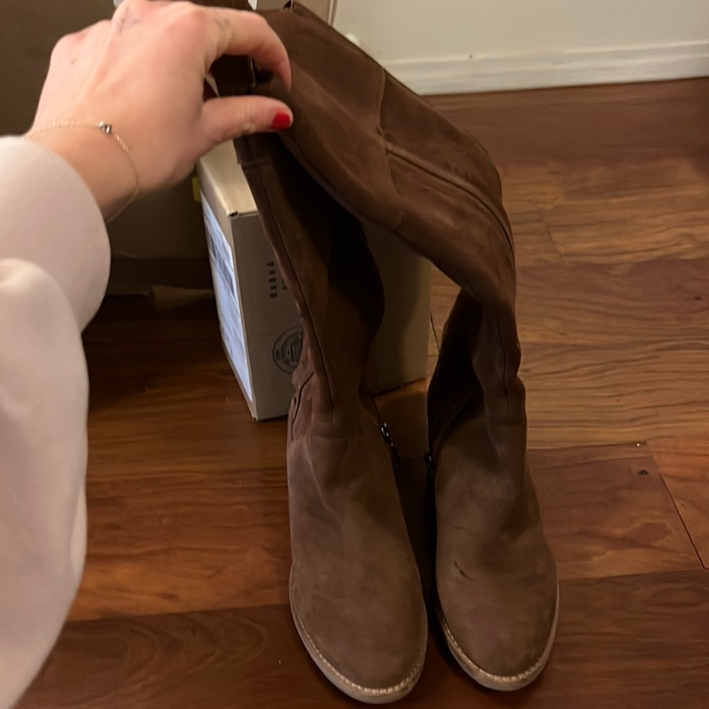 Blondo women’s waterproof suede heeled knee high boots